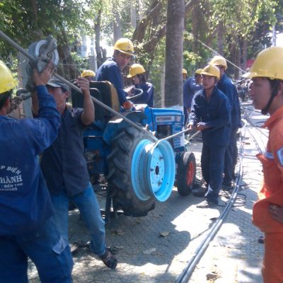 Thi công lưới điện