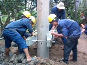 Giúp người nghèo sử dụng điện an toàn